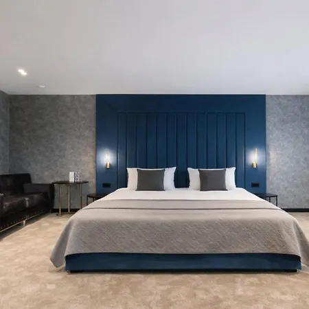 Hotel Lotus Event Center&rooms *