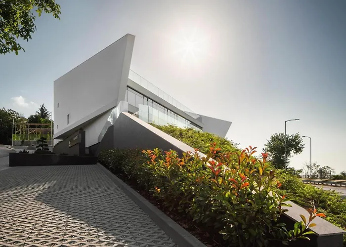 Lotus Event Center&rooms Hotel